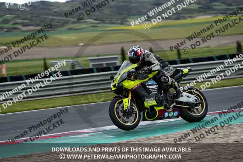cadwell no limits trackday;cadwell park;cadwell park photographs;cadwell trackday photographs;enduro digital images;event digital images;eventdigitalimages;navarra;no limits trackdays;peter wileman photography;racing digital images;trackday digital images;trackday photos